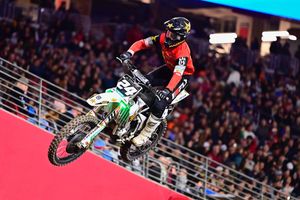 Hampshire delivers second 250SX win of the year in Glendale