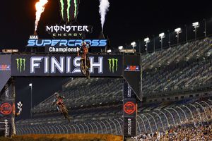 Career-first 250SX East victory for Vialle at Daytona