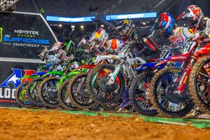 Top 10: Topics to follow in Supercross