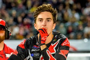 Shoulder blade fracture disrupts Hunter Lawrence 450SX campaign