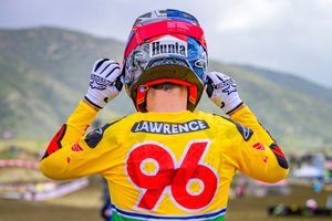 Will Hunter Lawrence be the one to beat Jett’s 24-0 win-streak?