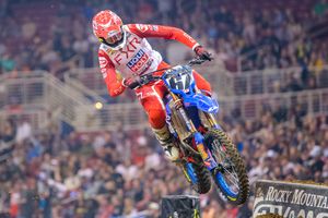 Practice crash for Bloss results in fractured arm and collarbone