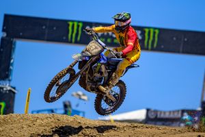 Broken collarbone for Thrasher requires surgery