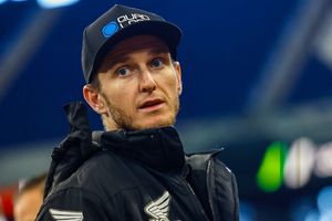 Savatgy confirms injuries after Indy crash scare