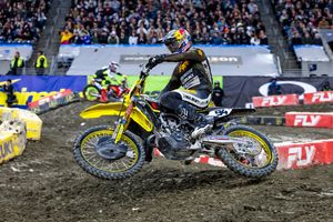 Fourth for Roczen despite ‘nearly completely torn’ shoulder ligaments