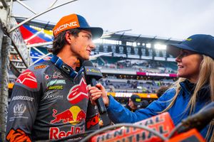 Debrief: 2025 Supercross Rd13 Philadelphia