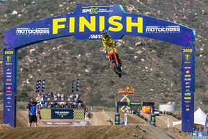 Debrief: 2025 Pro Motocross Rd1 Fox Raceway