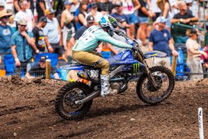 Thumb surgery forces Minear out ahead of Southwick