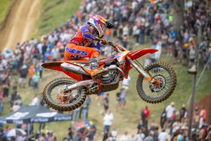 Knee and shoulder pain sidelines Vialle for Washougal