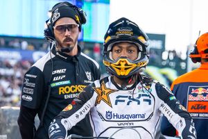 Scans to determine extent of Stewart shoulder injury