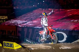 Top 10: Topics to follow in Supercross