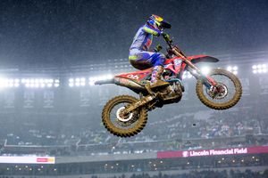 Debrief: 2026 Supercross Rd15 Philadelphia