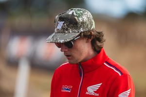 MX2 leader Kingsford entering Gillman under injury cloud