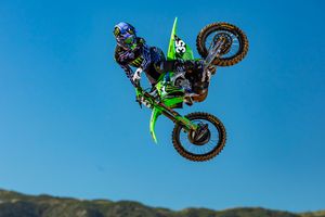 Adams and Temmerman in for Pro Circuit this weekend