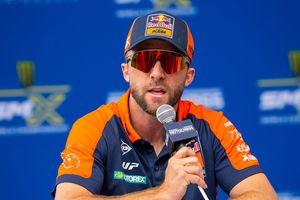 Tomac cleared of any major injuries after Pala crash scare