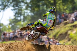 Twisted knee at Millville prompts early Cairoli exit