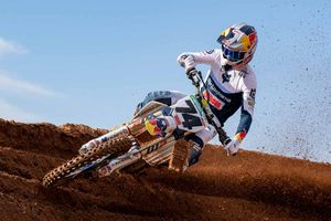 Husqvarna Factory Racing renews with Nestaan and de Wolf