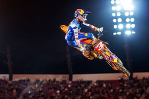 Check In: Eli Tomac | Calling time