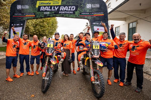 Unbeaten Sanders clinches World Rally-Raid title Unbeaten Sanders clinches World Rally-Raid title