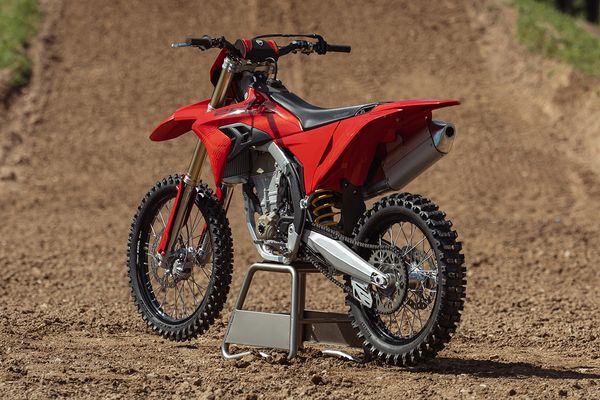 Detailed: 2027 Ducati Desmo250 MX