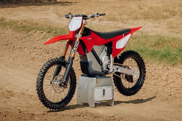 Detailed: Stark VARG MX Factory Edition